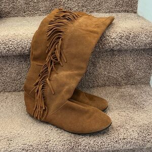 Fringe Brown Suede Boots